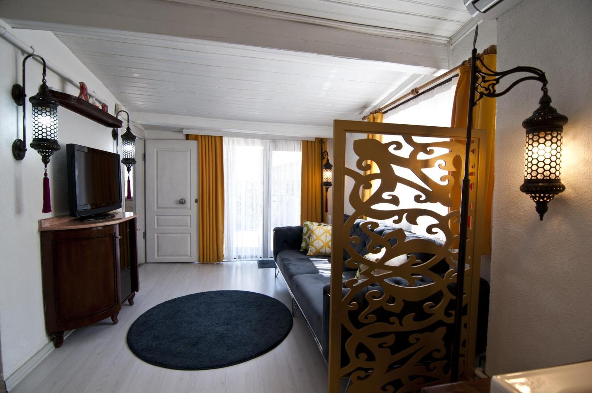 Blue Mosque Suites 2 - Old City Sultanahmet イスタンブール エクステリア 写真